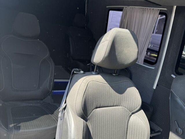 Білий Мерседес Sprinter, об'ємом двигуна 2.1 л та пробігом 650 тис. км за 16000 $, фото 4 на Automoto.ua