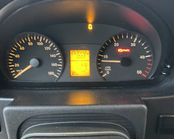 Білий Мерседес Sprinter, об'ємом двигуна 2.2 л та пробігом 259 тис. км за 18700 $, фото 9 на Automoto.ua