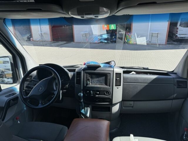 Білий Мерседес Sprinter, об'ємом двигуна 2.1 л та пробігом 650 тис. км за 16000 $, фото 7 на Automoto.ua