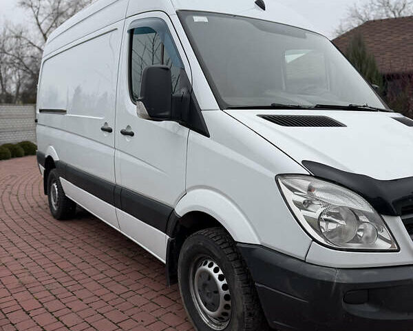 Белый Мерседес Sprinter, объемом двигателя 2.99 л и пробегом 200 тыс. км за 24500 $, фото 5 на Automoto.ua