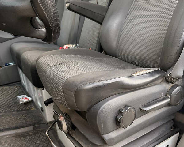 Белый Мерседес Sprinter, объемом двигателя 2.14 л и пробегом 557 тыс. км за 11300 $, фото 19 на Automoto.ua