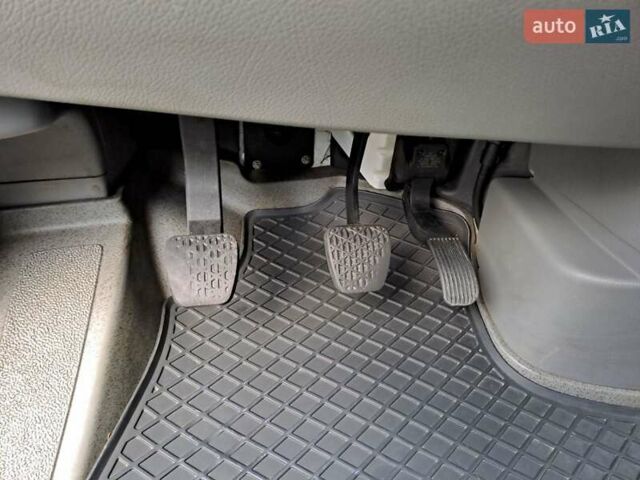 Білий Мерседес Sprinter, об'ємом двигуна 2.14 л та пробігом 576 тис. км за 14700 $, фото 13 на Automoto.ua