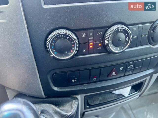 Белый Мерседес Sprinter, объемом двигателя 2.14 л и пробегом 579 тыс. км за 13500 $, фото 8 на Automoto.ua