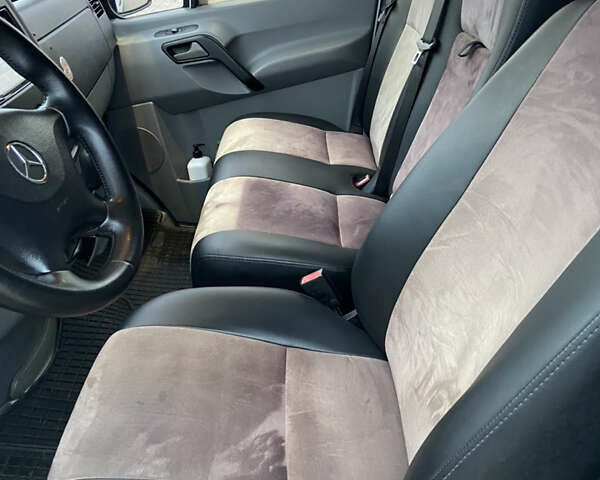 Білий Мерседес Sprinter, об'ємом двигуна 2.2 л та пробігом 259 тис. км за 18700 $, фото 8 на Automoto.ua