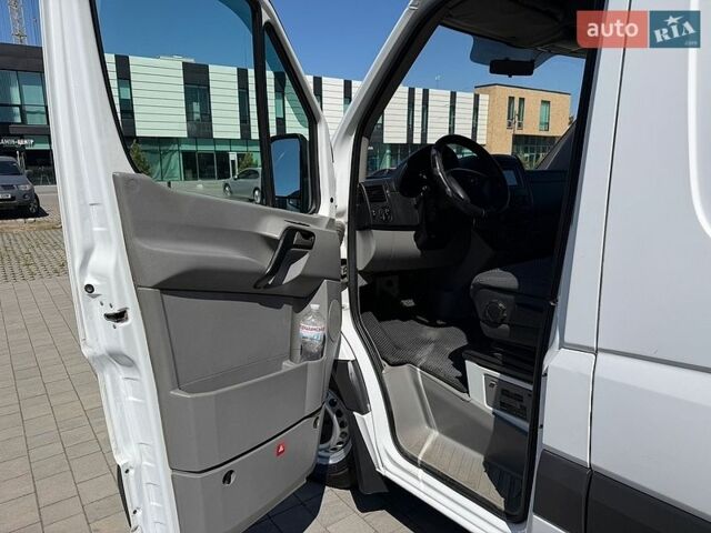 Белый Мерседес Sprinter, объемом двигателя 2.99 л и пробегом 442 тыс. км за 16500 $, фото 15 на Automoto.ua