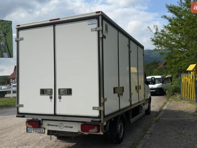 Белый Мерседес Sprinter, объемом двигателя 2.14 л и пробегом 350 тыс. км за 13200 $, фото 4 на Automoto.ua