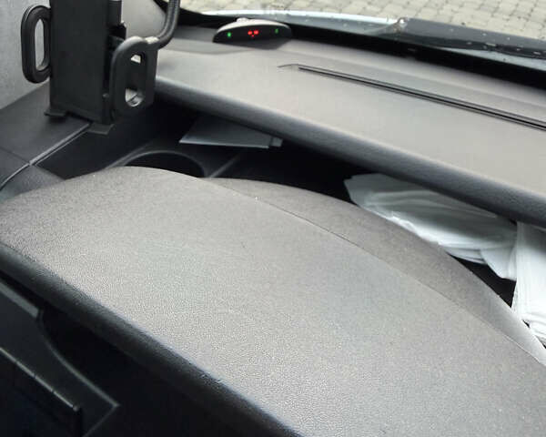 Білий Мерседес Sprinter, об'ємом двигуна 2.2 л та пробігом 430 тис. км за 11900 $, фото 19 на Automoto.ua