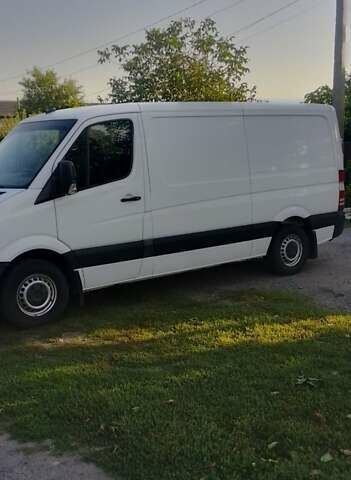 Белый Мерседес Sprinter, объемом двигателя 2.2 л и пробегом 303 тыс. км за 15300 $, фото 5 на Automoto.ua