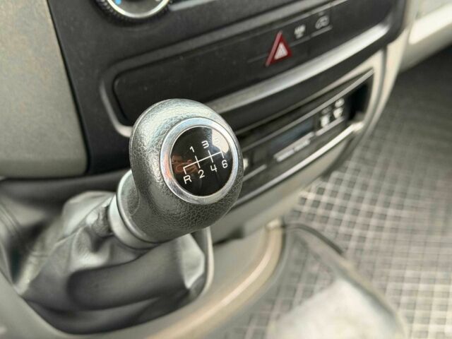 Белый Мерседес Sprinter, объемом двигателя 3 л и пробегом 429 тыс. км за 30000 $, фото 23 на Automoto.ua