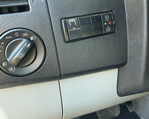 Білий Мерседес Sprinter, об'ємом двигуна 2.99 л та пробігом 380 тис. км за 19450 $, фото 16 на Automoto.ua