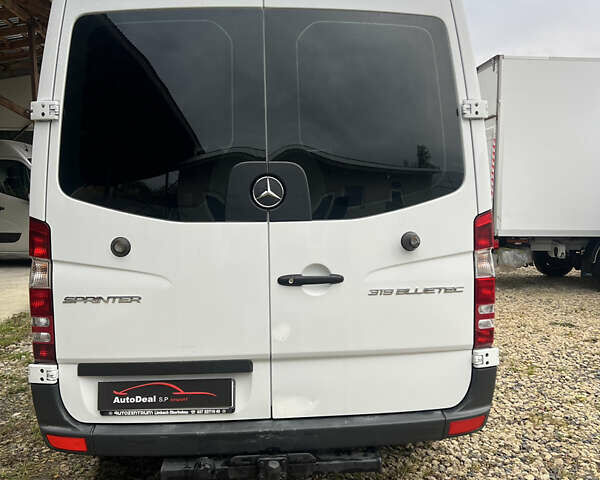 Белый Мерседес Sprinter, объемом двигателя 3 л и пробегом 360 тыс. км за 21500 $, фото 8 на Automoto.ua