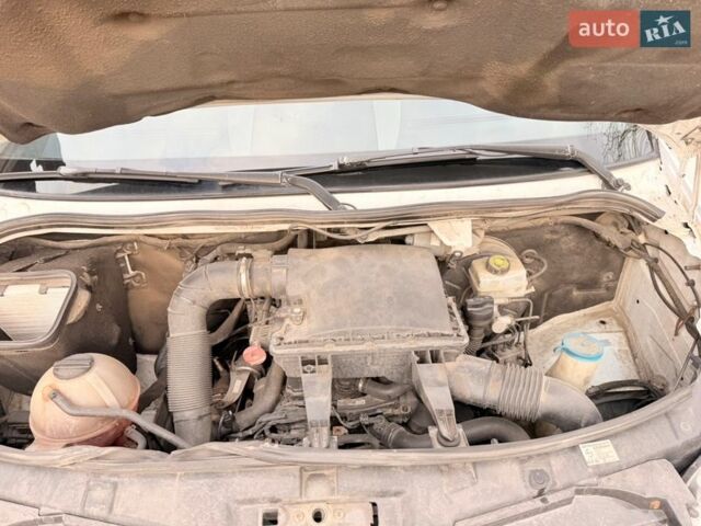 Белый Мерседес Sprinter, объемом двигателя 2.14 л и пробегом 504 тыс. км за 15000 $, фото 16 на Automoto.ua