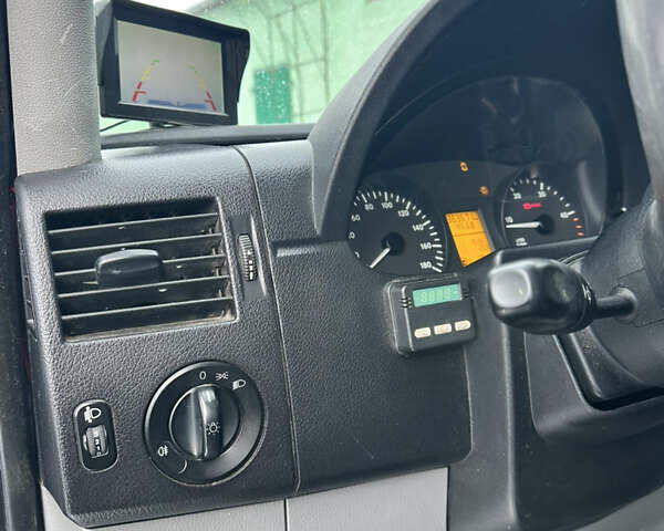 Белый Мерседес Sprinter, объемом двигателя 2.2 л и пробегом 363 тыс. км за 16000 $, фото 6 на Automoto.ua