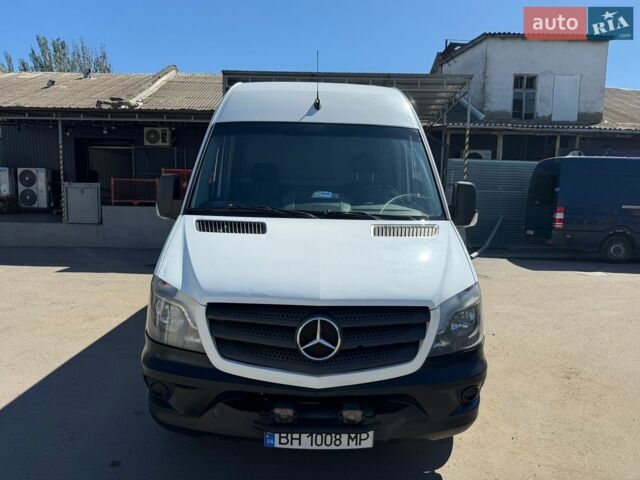 Белый Мерседес Sprinter, объемом двигателя 2.15 л и пробегом 345 тыс. км за 16500 $, фото 1 на Automoto.ua