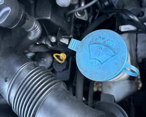 Белый Мерседес Sprinter, объемом двигателя 2.2 л и пробегом 340 тыс. км за 19900 $, фото 19 на Automoto.ua