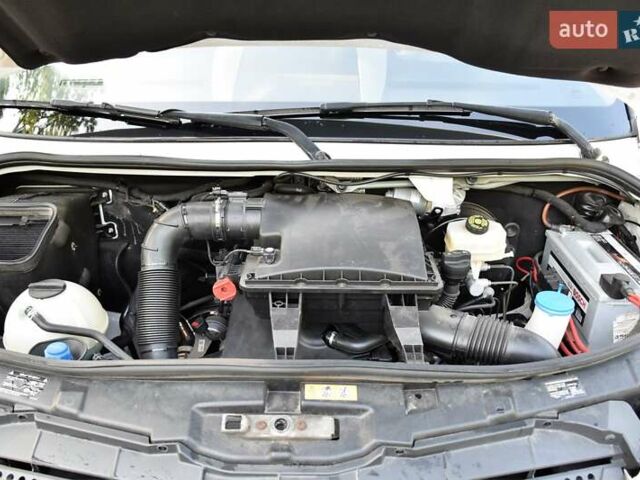 Белый Мерседес Sprinter, объемом двигателя 2.1 л и пробегом 208 тыс. км за 31950 $, фото 58 на Automoto.ua