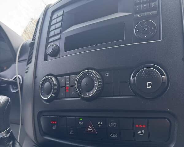 Мерседес Sprinter 2014 в Броварах на Automoto.ua Белый Мерседес Sprinter, объемом двигателя 3 л и пробегом 291 тыс. км за 20000 $, фото 17 на Automoto.ua