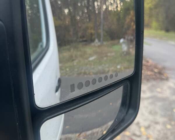 Мерседес Sprinter 2014 в Броварах на Automoto.ua Белый Мерседес Sprinter, объемом двигателя 3 л и пробегом 291 тыс. км за 20000 $, фото 14 на Automoto.ua