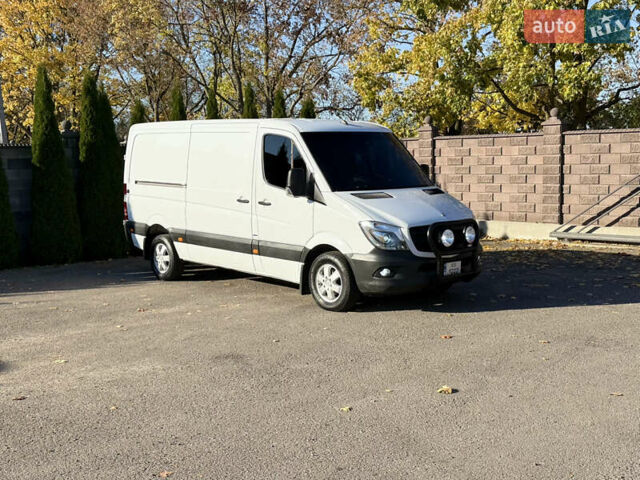 Білий Мерседес Sprinter, об'ємом двигуна 2.99 л та пробігом 380 тис. км за 19450 $, фото 1 на Automoto.ua