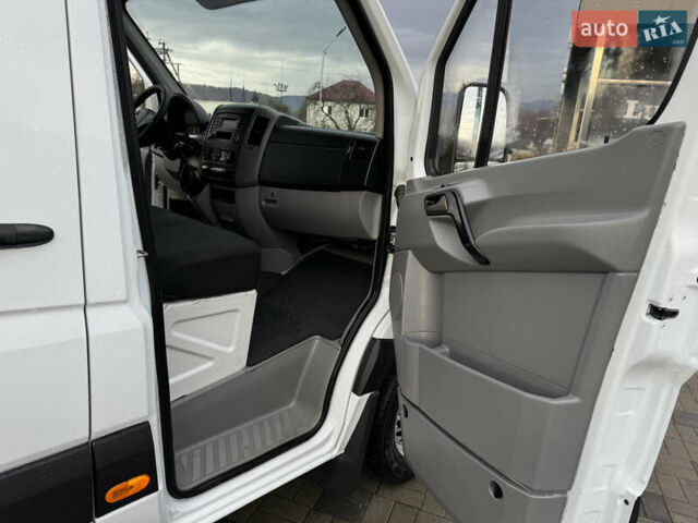 Белый Мерседес Sprinter, объемом двигателя 2.99 л и пробегом 518 тыс. км за 18999 $, фото 29 на Automoto.ua