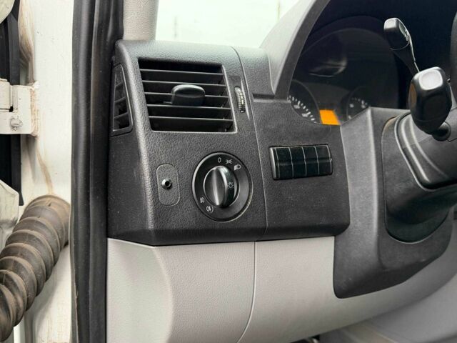 Белый Мерседес Sprinter, объемом двигателя 3 л и пробегом 429 тыс. км за 30000 $, фото 19 на Automoto.ua