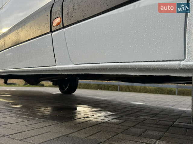 Белый Мерседес Sprinter, объемом двигателя 2.99 л и пробегом 518 тыс. км за 18999 $, фото 19 на Automoto.ua