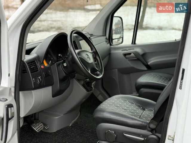 Білий Мерседес Sprinter, об'ємом двигуна 2.2 л та пробігом 230 тис. км за 21500 $, фото 18 на Automoto.ua
