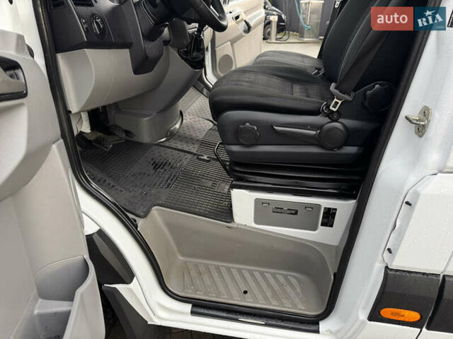Белый Мерседес Sprinter, объемом двигателя 2.99 л и пробегом 518 тыс. км за 18999 $, фото 31 на Automoto.ua