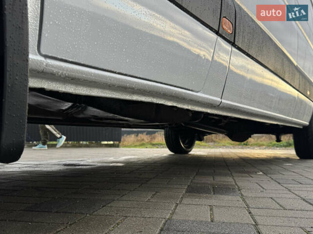 Белый Мерседес Sprinter, объемом двигателя 2.99 л и пробегом 518 тыс. км за 18999 $, фото 18 на Automoto.ua