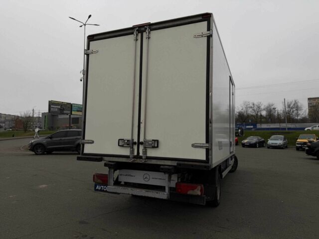Белый Мерседес Sprinter, объемом двигателя 3 л и пробегом 429 тыс. км за 30000 $, фото 13 на Automoto.ua