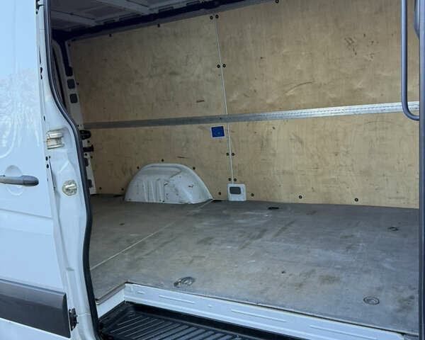 Білий Мерседес Sprinter, об'ємом двигуна 2.99 л та пробігом 380 тис. км за 19450 $, фото 30 на Automoto.ua