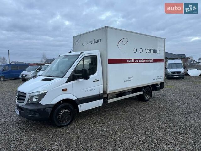 Белый Мерседес Sprinter, объемом двигателя 2.2 л и пробегом 340 тыс. км за 19900 $, фото 3 на Automoto.ua