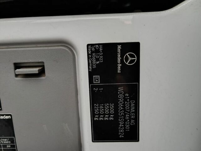 Белый Мерседес Sprinter, объемом двигателя 2.14 л и пробегом 280 тыс. км за 15200 $, фото 19 на Automoto.ua