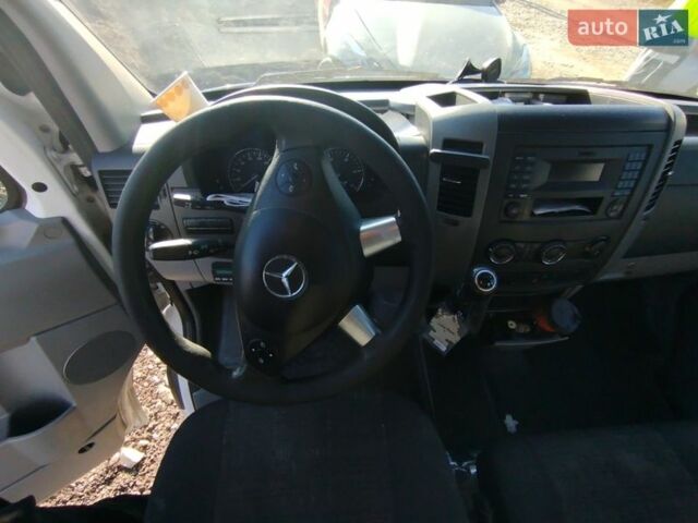 Белый Мерседес Sprinter, объемом двигателя 2.14 л и пробегом 71 тыс. км за 8500 $, фото 15 на Automoto.ua