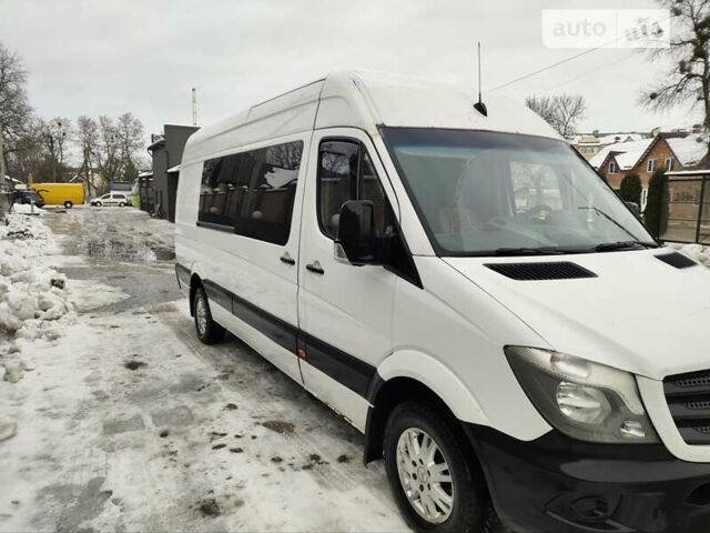 Белый Мерседес Sprinter, объемом двигателя 2.2 л и пробегом 685 тыс. км за 16000 $, фото 8 на Automoto.ua