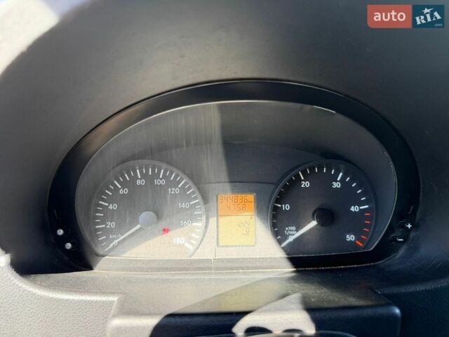 Белый Мерседес Sprinter, объемом двигателя 2.15 л и пробегом 345 тыс. км за 16500 $, фото 14 на Automoto.ua