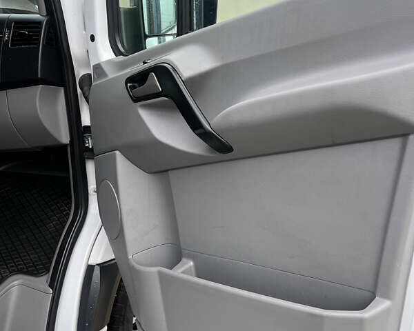 Белый Мерседес Sprinter, объемом двигателя 3 л и пробегом 360 тыс. км за 21500 $, фото 12 на Automoto.ua