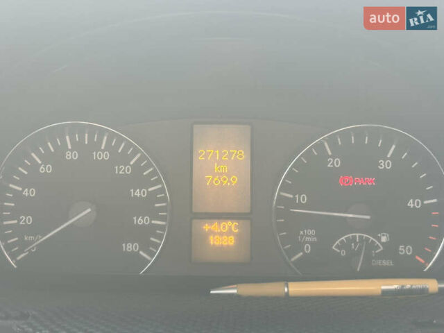 Белый Мерседес Sprinter, объемом двигателя 0 л и пробегом 270 тыс. км за 16500 $, фото 5 на Automoto.ua