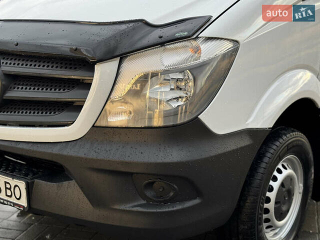 Белый Мерседес Sprinter, объемом двигателя 2.99 л и пробегом 518 тыс. км за 18999 $, фото 10 на Automoto.ua