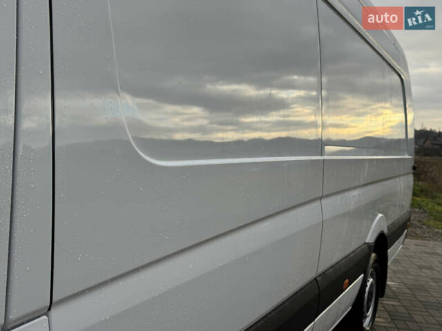 Белый Мерседес Sprinter, объемом двигателя 2.99 л и пробегом 518 тыс. км за 18999 $, фото 24 на Automoto.ua