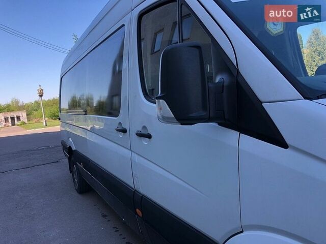 Белый Мерседес Sprinter, объемом двигателя 2.14 л и пробегом 287 тыс. км за 14000 $, фото 14 на Automoto.ua