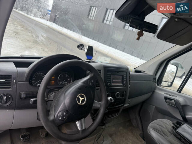Білий Мерседес Sprinter, об'ємом двигуна 3 л та пробігом 380 тис. км за 16500 $, фото 5 на Automoto.ua