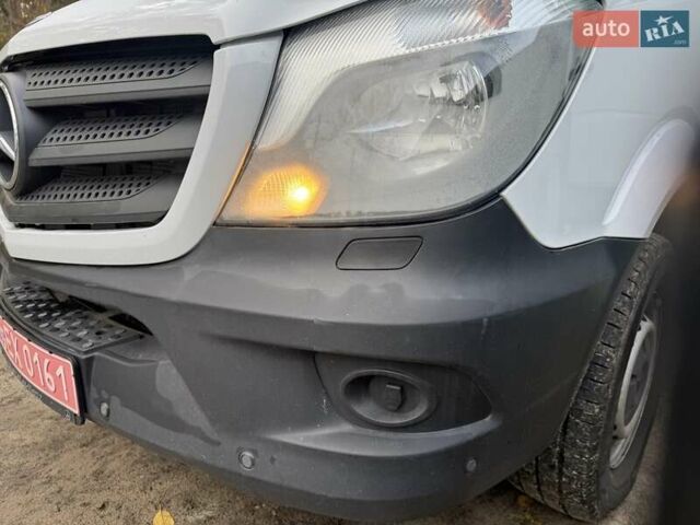 Мерседес Sprinter 2014 в Броварах на Automoto.ua Белый Мерседес Sprinter, объемом двигателя 3 л и пробегом 291 тыс. км за 20000 $, фото 9 на Automoto.ua