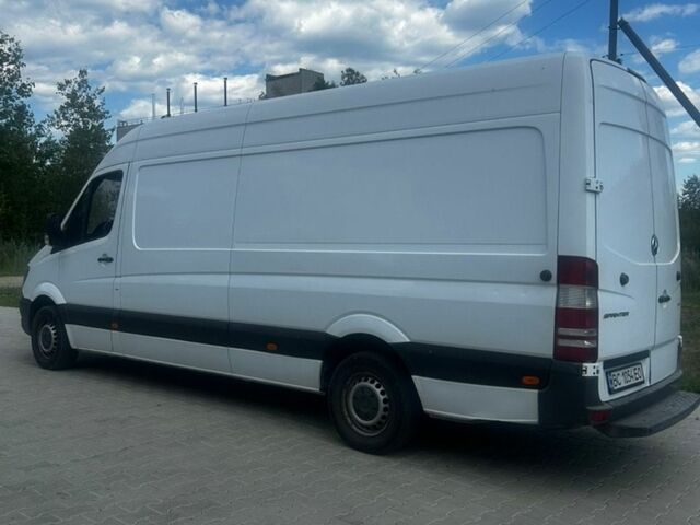 Белый Мерседес Sprinter, объемом двигателя 2.14 л и пробегом 336 тыс. км за 15500 $, фото 4 на Automoto.ua