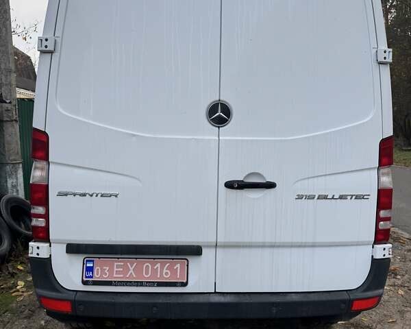 Мерседес Sprinter 2014 в Броварах на Automoto.ua Белый Мерседес Sprinter, объемом двигателя 3 л и пробегом 291 тыс. км за 20000 $, фото 7 на Automoto.ua