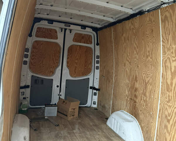 Белый Мерседес Sprinter, объемом двигателя 2.99 л и пробегом 243 тыс. км за 21000 $, фото 13 на Automoto.ua
