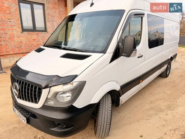 Белый Мерседес Sprinter, объемом двигателя 2.14 л и пробегом 504 тыс. км за 15000 $, фото 1 на Automoto.ua