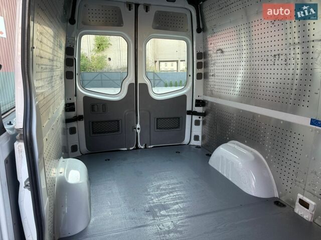 Белый Мерседес Sprinter, объемом двигателя 2.2 л и пробегом 99 тыс. км за 21500 $, фото 57 на Automoto.ua