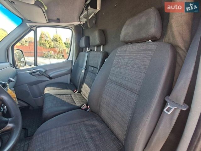Белый Мерседес Sprinter, объемом двигателя 2.14 л и пробегом 279 тыс. км за 13699 $, фото 22 на Automoto.ua