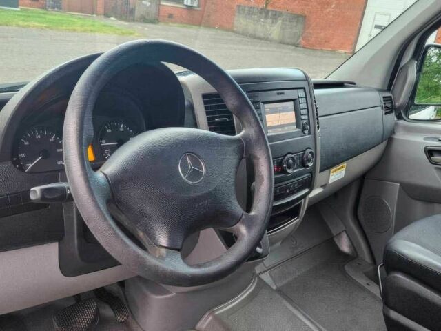 Білий Мерседес Sprinter, об'ємом двигуна 2.1 л та пробігом 74 тис. км за 10900 $, фото 10 на Automoto.ua